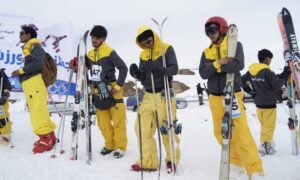 برگزاری رقابت‌های اسکی در بامیان