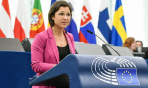 هانا نیومن: اتحادیه اروپا برای طالبان در بروکسل «فرش سرخ» پهن می‌کند