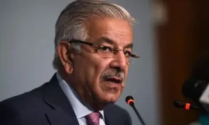 وزیر دفاع پاکستان: موضع طالبان در مورد تی‌تی‌پی را متناقض است