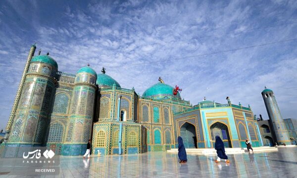 تخریب ساختمان بهیقی درشهر مزار شریف تخریب ساختمان بهیقی درشهر مزار شریف
