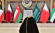 قطر و عمان برای کاهش تنش میان عربستان و یمن میانجیگری میکنند قطر و عمان برای کاهش تنش میان عربستان و یمن میانجیگری میکنند