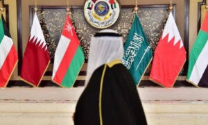 قطر و عمان برای کاهش تنش میان عربستان و یمن میانجیگری میکنند قطر و عمان برای کاهش تنش میان عربستان و یمن میانجیگری میکنند