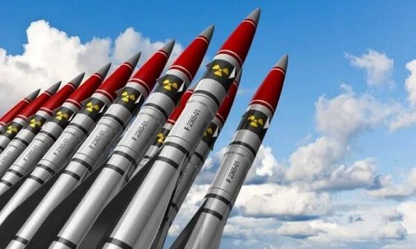 مقام ایرانی: مردم جز انتقام قاطع، رضایت نمی‌دهند