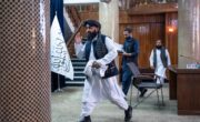 سخنگوی طالبان: حملات مخالفان مهار می‌شود و مردم نگران نباشند
