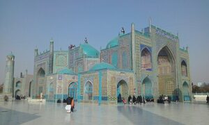 تخریب ساختمان بهیقی درشهر مزار شریف تخریب ساختمان بهیقی درشهر مزار شریف