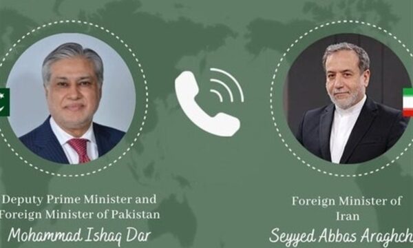 وزیران خارجه پاکستان و ایران درباره تحولات منطقه گفت‌وگو کردند
