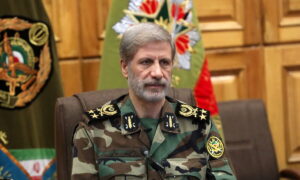فرمانده ارتش ایران: برای دستگیری یا کشتن هر نظامی آمریکایی ۳۰ هزار دالر جایزه