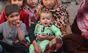 سازمان جهانی صحت: ۸ هزار کودک افغان دچار سوءتغذیه درمان شدند