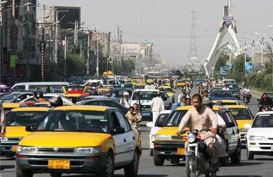 رانندگی برای افراد زیر ۱۸ سال در هرات ممنوع شد