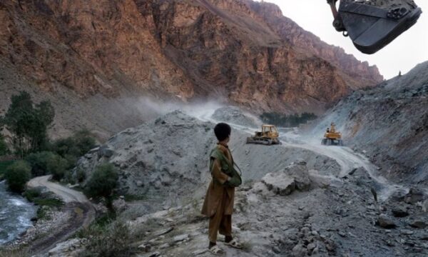 ایران مطالعات برای شناسایی ظرفیت‌های معدنی افغانستان را آغاز کرد