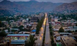 موتر شهردار طالبان در بدخشان هدف حمله انفجاری قرار گرفت