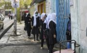 دیدبان حقوق افغانستان: جهان در برابر نقض حقوق آموزش دختران سکوت نکند دیدبان حقوق افغانستان: جهان در برابر نقض حقوق آموزش دختران سکوت نکند