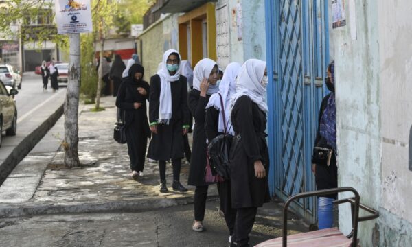 دیدبان حقوق افغانستان: جهان در برابر نقض حقوق آموزش دختران سکوت نکند