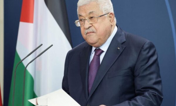 محمود عباس:کشتار، ویرانی، گرسنگی ونسل کشی درعزه جریان دارد محمود عباس:کشتار، ویرانی، گرسنگی ونسل کشی درعزه جریان دارد