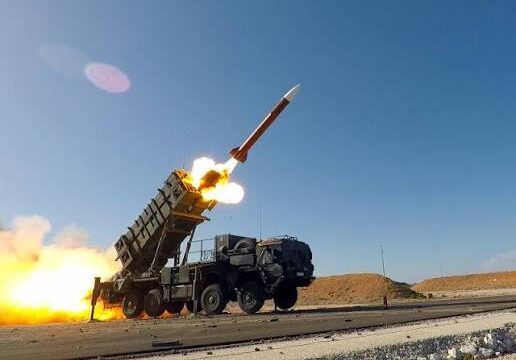 حوثی‌ها با دو موشک فرودگاه بین‌المللی عدن را هدف قرار داد