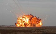 امریکا استفاده از «مادر همه بمب‌ها» علیه ایران را بررسی می‌کند
